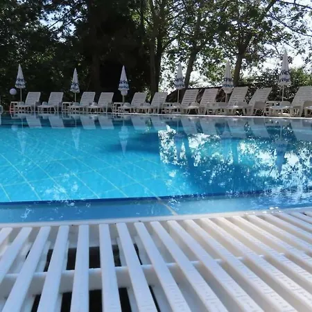 Hotel Exotica 3*