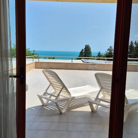 Exotica فندق